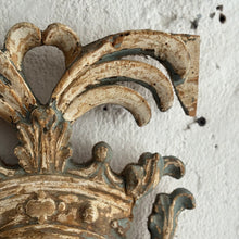 Load image into Gallery viewer, Late 18th Century French Wooden Crown Fragment