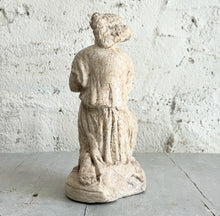 Load image into Gallery viewer, Late 19th Century French Plâtre Statue