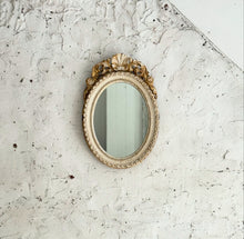 Load image into Gallery viewer, 19th Century Italian Carved Mirror