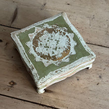 Load image into Gallery viewer, Early 20th Century Italian Florentine Box