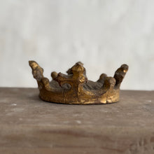 Load image into Gallery viewer, 19th Century French Wooden Crown