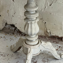 Load image into Gallery viewer, Late 19th Century French Guéridon