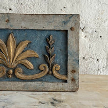 Load image into Gallery viewer, Late 18th Century French Painted &amp; Gilt Display Plinth