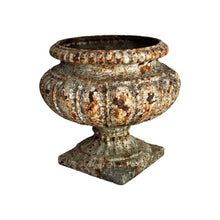 Load image into Gallery viewer, Early 19th Century French Alfred Corneau Style Urn