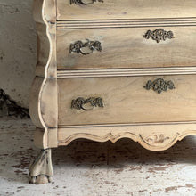 Load image into Gallery viewer, Early 20th Century Dutch Bombe Commode