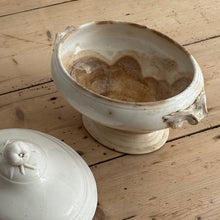 Load image into Gallery viewer, Late 19th Century French Caramelised Glazed Soupiere with Acanthus Scroll Handles &amp; Pear Finial