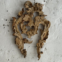 Load image into Gallery viewer, Late 18th Century Italian Wooden Fragment