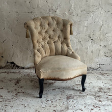Load image into Gallery viewer, 19th Century French Napoleon III Button-Back Armchair