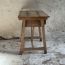Load image into Gallery viewer, Late 18th / Early 19th Century French Pine Table
