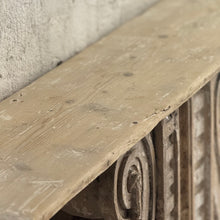 Load image into Gallery viewer, 19th Century French Corbel Console