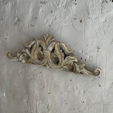Load image into Gallery viewer, Early 19th Century French Pediment