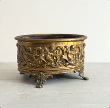 Load image into Gallery viewer, Late 19th Century Brass Putti Jardinere