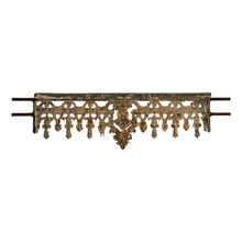 Load image into Gallery viewer, Early 19th Century French Cast Iron Balcony Cresting