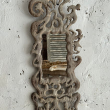 Load image into Gallery viewer, Late 19th Century Carved Mirror
