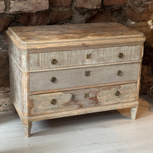 Load image into Gallery viewer, 19th Century Gustavian Commode