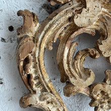 Load image into Gallery viewer, Late 18th Century Italian Wooden Fragment