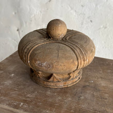 Load image into Gallery viewer, 19th Century French Wooden Crown