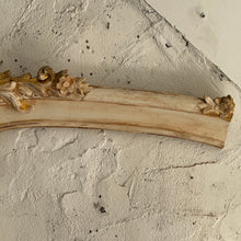 Load image into Gallery viewer, Early 19th Century French Boiserie Pediment