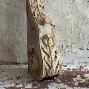 Late 18th Century Italian Wooden Corbel
