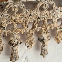 Load image into Gallery viewer, Early 19th Century French Cast Iron Balcony Cresting