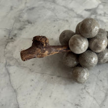 Load image into Gallery viewer, Early 20th Century Italian Alabaster Stone Grapes