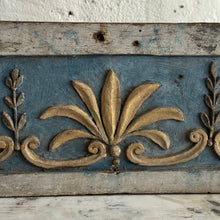 Load image into Gallery viewer, Late 18th Century French Painted &amp; Gilt Display Plinth