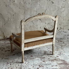 Load image into Gallery viewer, Early 19th Century French Louis XVI Style Marquise