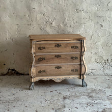 Load image into Gallery viewer, Early 20th Century Dutch Bombe Commode