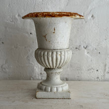 Load image into Gallery viewer, 20th Century French Urn