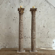 Load image into Gallery viewer, Pair of 18th Century French Carved Corinthian Columns