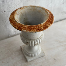 Load image into Gallery viewer, 20th Century French Urn