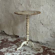 Load image into Gallery viewer, Early 19th Century French Guéridon