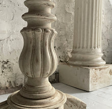 Load image into Gallery viewer, 19th Century French Pedestal Table