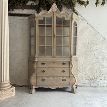 Load image into Gallery viewer, Early 19th Century Dutch Bombe Vitrine