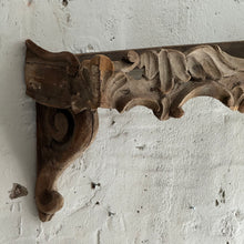 Load image into Gallery viewer, Late 18th Century Italian Wooden Shelf/Pelmet