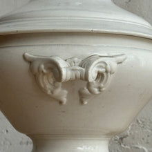 Load image into Gallery viewer, Late 19th Century French Digoin &amp; Sarreguemines White Glazed Tureen with Artichoke Finial
