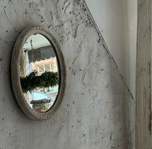 Load image into Gallery viewer, Early 20th Century French Oval Mirror