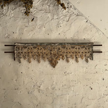 Load image into Gallery viewer, Early 19th Century French Cast Iron Balcony Cresting