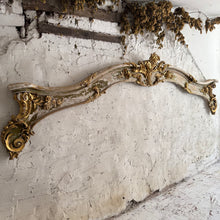 Load image into Gallery viewer, Early 19th Century French Chateau Boiserie Pelmet