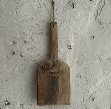 Load image into Gallery viewer, 19th Century French Wash Paddle