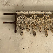 Load image into Gallery viewer, Early 19th Century French Cast Iron Balcony Cresting