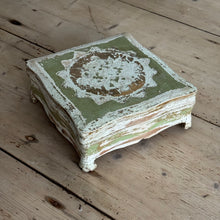 Load image into Gallery viewer, Early 20th Century Italian Florentine Box