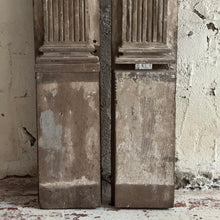Load image into Gallery viewer, Pair of Late 18th Century French Carved Corinthian Pilasters