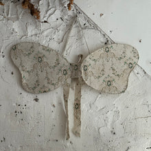Load image into Gallery viewer, Late 19th Century French Mannequin Wings