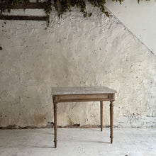 Load image into Gallery viewer, Early 19th Century French Table