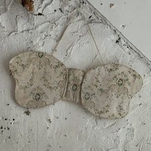 Load image into Gallery viewer, Late 19th Century French Mannequin Wings
