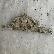 Load image into Gallery viewer, Early 19th Century French Carved Acanthus Scroll Pediment