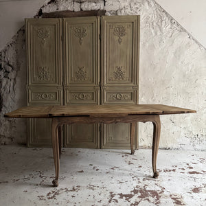 Late 19th Century French Parquetry Dining Table