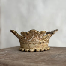 Load image into Gallery viewer, 19th Century French Wooden Crown