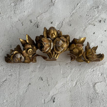 Load image into Gallery viewer, Early 19th Century French Gilt Wood Fronton